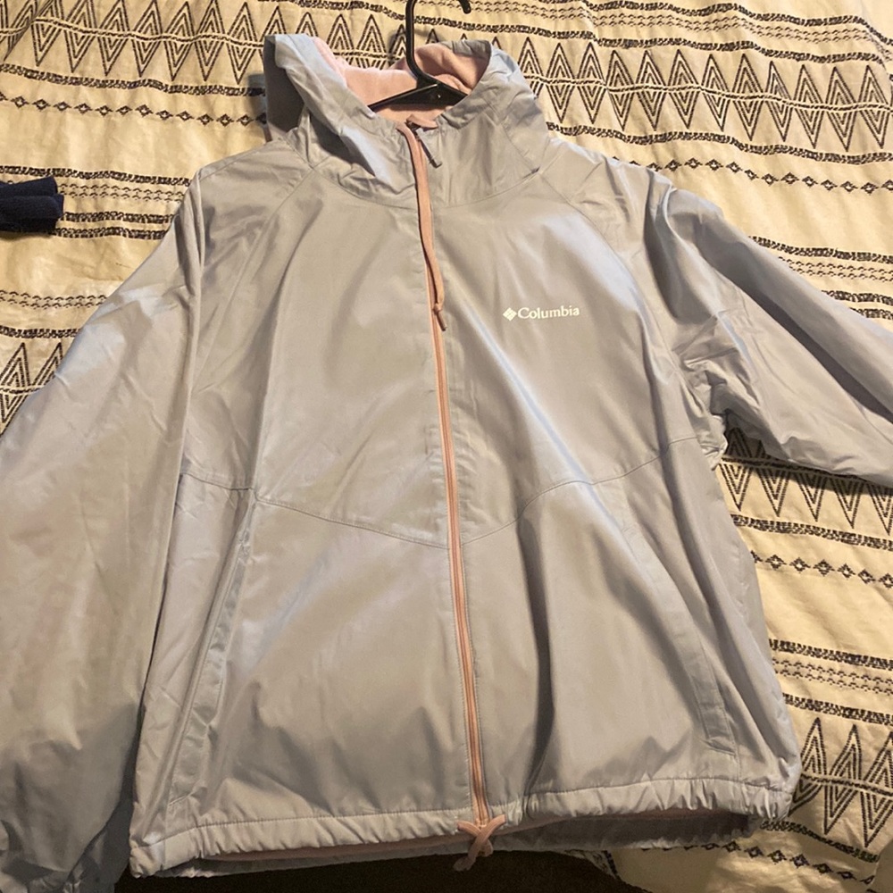 Colombia rain jacket. Very nice condition